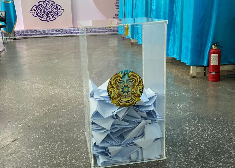 РЕФЕРЕНДУМ ПРОДОЛЖАЕТСЯ