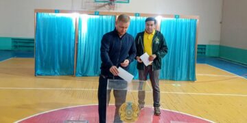 Приняли участие в голосовании на референдуме в родном городе