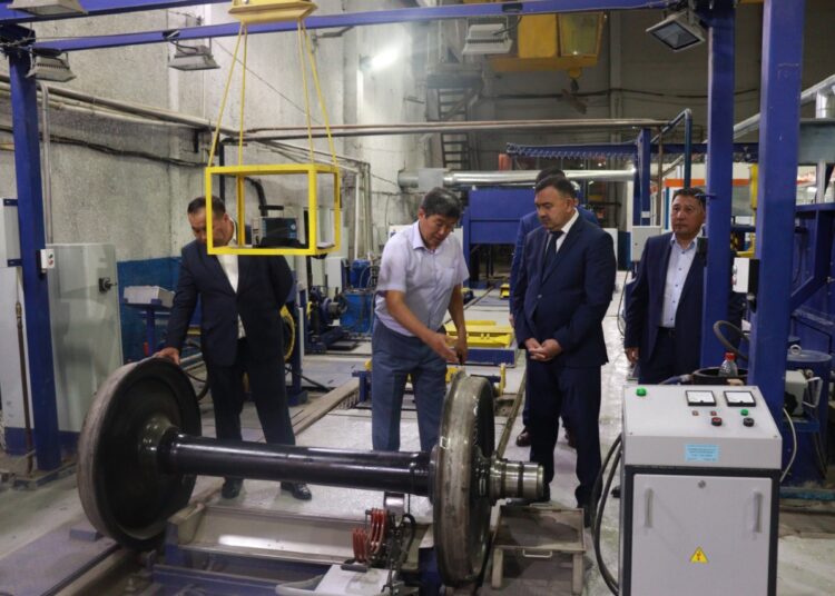 Ни один вагон с рельсов не сойдет