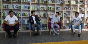 Обсудили проблемы молодежи