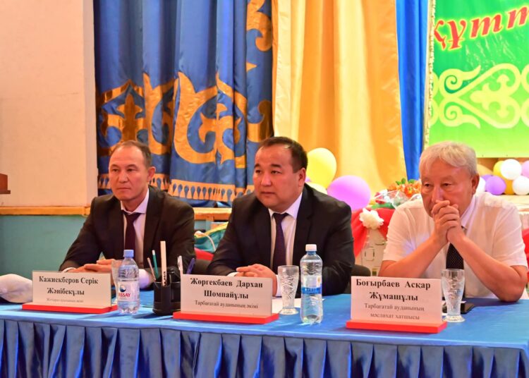 Не только поручить, но и исполнить