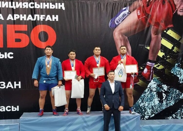 КТО БЫСТРЕЕ, А КТО СИЛЬНЕЕ?