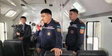 «СПАСАТЕЛИ, ВЫ НАМ НУЖНЫ, КАК ЩИТ, ЧТОБ КАЖДЫЙ ШАГ НАШ ДЕЛАТЬ БЕЗОПАСНЫМ…»