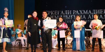 НАГРАДИЛИ ЛУЧШИХ ИЗ ЛУЧШИХ