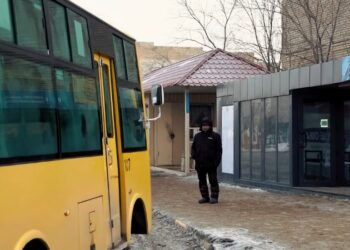 Если ждать, то с комфортом: четыре теплые остановки появились в Семее