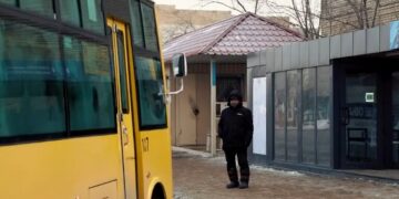 Если ждать, то с комфортом: четыре теплые остановки появились в Семее