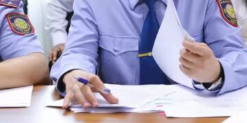 Расследование осуществляется в рамках трехзвенной модели уголовного процесса — МВД РК