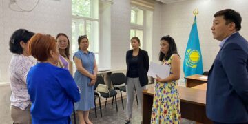 Уполномоченный по правам ребенка Динара Закиева прибыла в область Абай