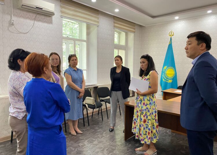 Уполномоченный по правам ребенка Динара Закиева прибыла в область Абай