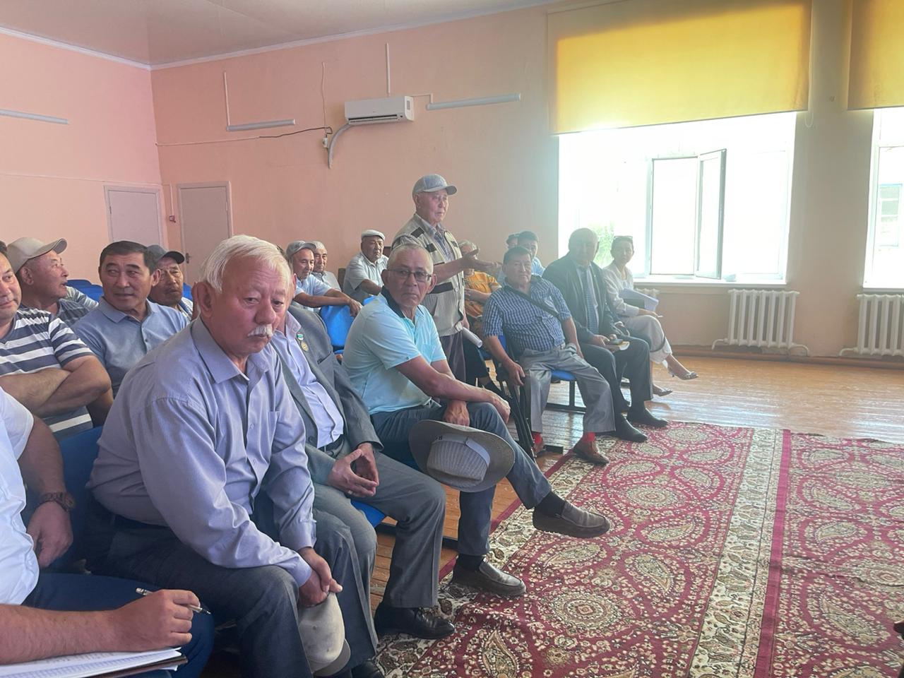 Депутат Мажилиса Нуртай Сабильянов в Урджарском районе
