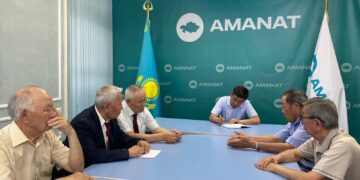 ДЕПУТАТ МАЖИЛИСА ВСТРЕТИЛСЯ С ВЕТЕРАНАМИ ТРУДА