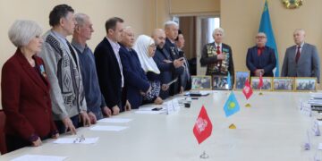 К 35-ЛЕТИЮ АНТИЯДЕРНОГО ДВИЖЕНИЯ