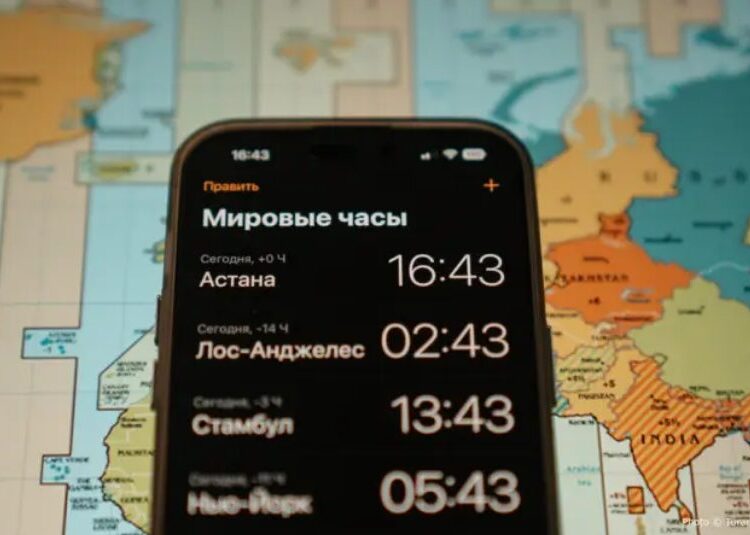 Казахстан сравняется по времени с Мальдивами и Амстердамом