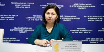 В области Абай к 8 марта единовременную социальную выплату получили более 20 тысяч многодетных матерей
