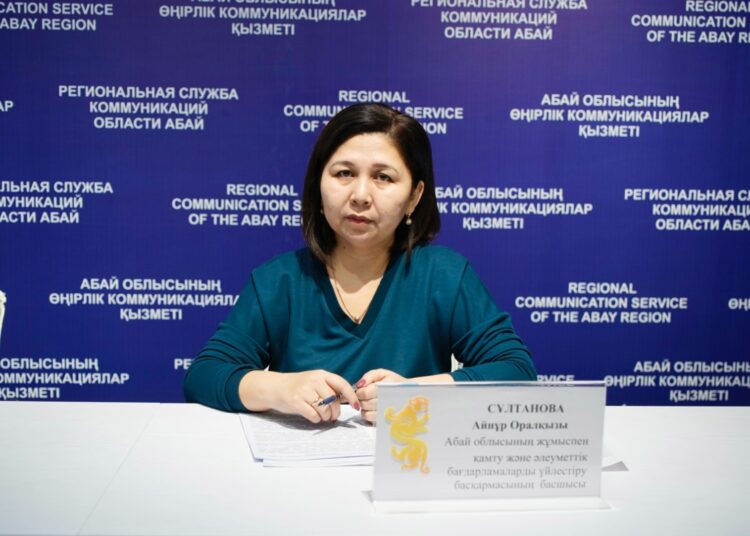 В области Абай к 8 марта единовременную социальную выплату получили более 20 тысяч многодетных матерей