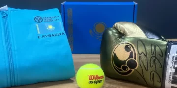 Перчатку Головкина и мяч Елены Рыбакиной выставят на аукционе в Алматы