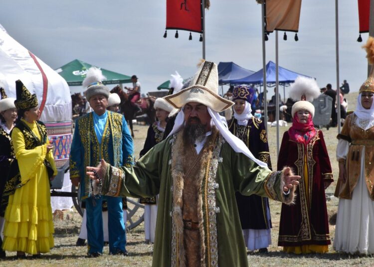 220-летний юбилей Кунанбая Оскенбайулы