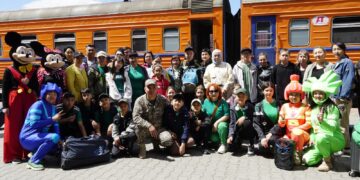 ОЧЕРЕДНОЙ ПОТОК ДЕТЕЙ ВОЕННЫХ ОТПРАВИЛИСЬ В ЛАГЕРЬ