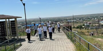 Уборку аллеи «Битан тау» провели в Аягозском районе