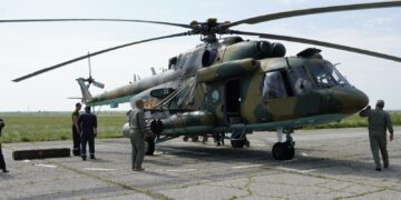 ПИЛОТЫ ОТТАЧИВАЛИ СВОИ НАВЫКИ