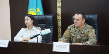 Более 20 детей выпали из окон в области Абай