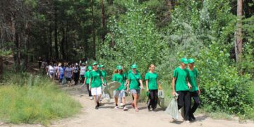 Все вместе за чистоту: субботник в рамках «Таза Қазақстан» прошёл в Бородулихинском районе