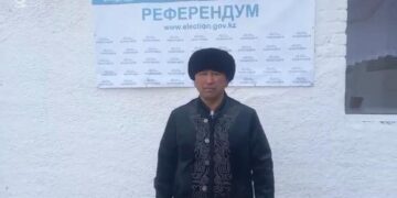 Известный беркутчи Ерзат Байкадамов проголосовал на референдуме