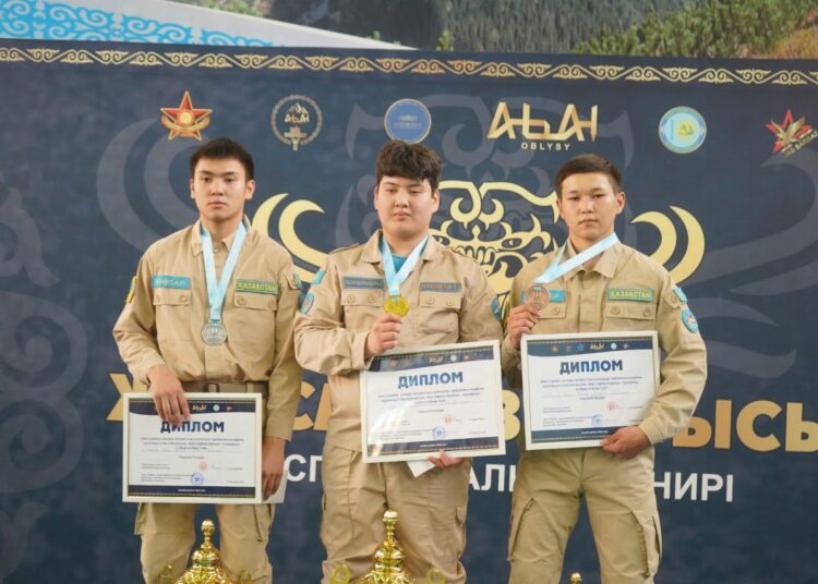 II Республиканский турнир «Жас сарбаз барысы» состоялся в области Абай