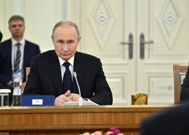 Владимир Путин заявил, что взаимодействие между Москвой и Астаной продолжает активно развиваться по всем направлениям