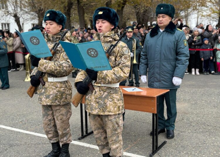 Солдаты приняли присягу