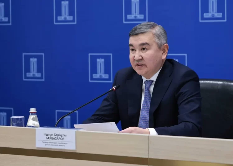 Правительство продолжит реализацию намеченных планов по стимулированию инвестиций и диверсификации экономики