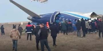 Самолет получил повреждения за пределами Казахстана — вице-премьер об авиакатастрофе близ Актау