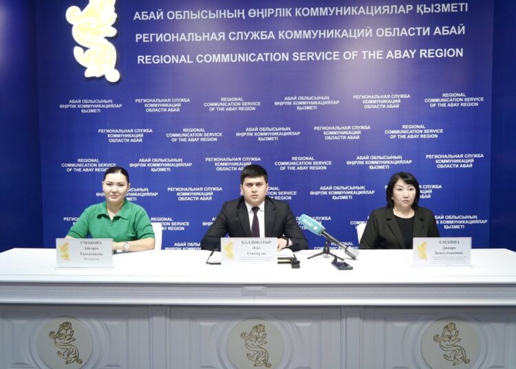 В области Абай привиты 4 тысячи девочек