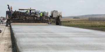 Президент поручил построить международную дорогу из Астаны через Аркалык и Торгай