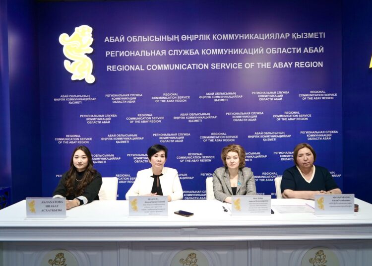 Семей против насилия: женщины и дети в центре внимания социального проекта в области Абай