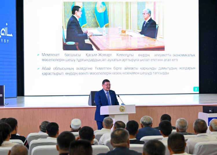 Аким области рассказал о планах по развитию Абайского района