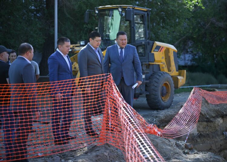 В Семее модернизируют теплосети, не обновлявшиеся с 1988 года