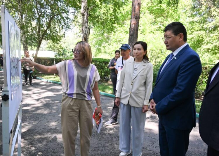 Берик Уали посетил Детский биологический центр в Семее: планируется благоустройство и расширение территории