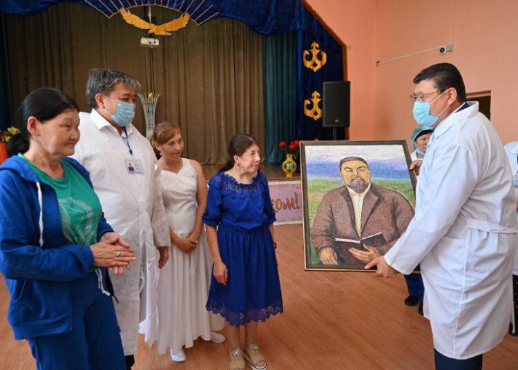 Социальная поддержка: аким Абайской области оценил состояние учреждений в Семее