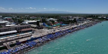 Заместитель акима области Абай находится на выезде в районе Мақаншы