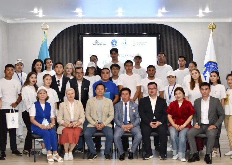 Республиканские Абайские чтения прошли среди молодежи АНК