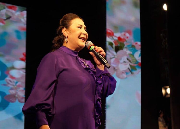 Майра Ильясова с программой «Айналдым елім» собрала аншлаг