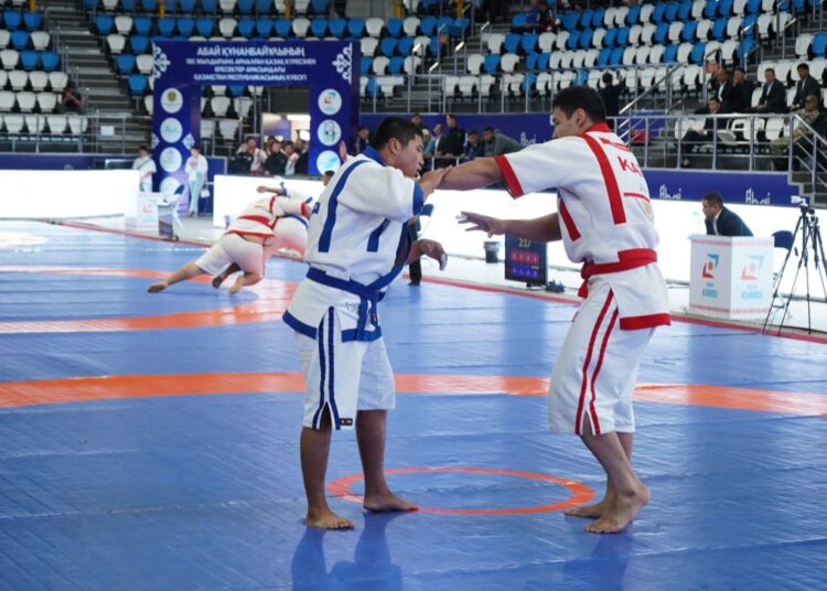 В области Абай состоялось открытие республиканского чемпионата по қазақ күресі