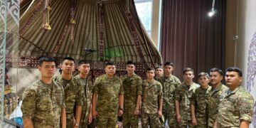 Торжественная встреча молодых лейтенантов – символ преемственности и патриотизма