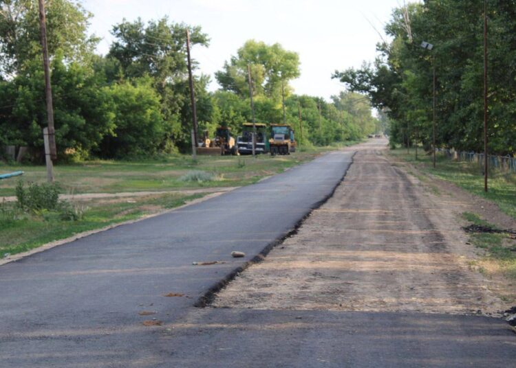 В Бородулихинском районе идут дорожные ремонтные работы