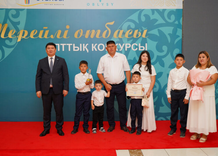 Вечное тепло семейного очага: в области Абай чествовали победителей конкурса «Мерейлі отбасы»