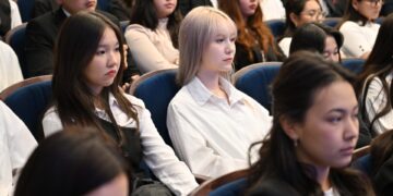 В области Абай выделено 200 грантов на востребованные специальности