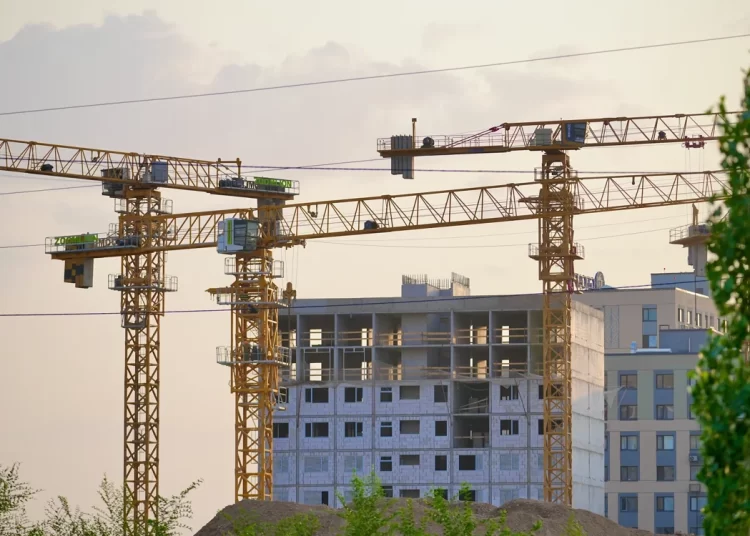 Принять новый Строительный кодекс до конца года поручил Президент