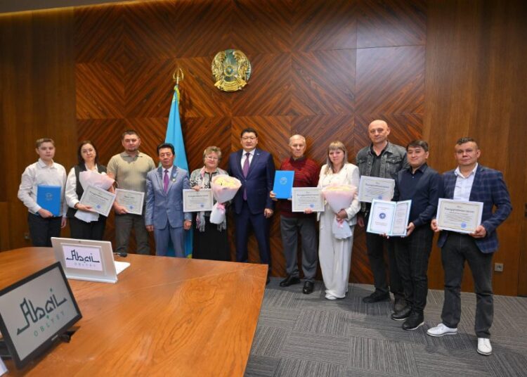 В Семее оказали почет землякам, прославившим казахские традиции в Барнауле