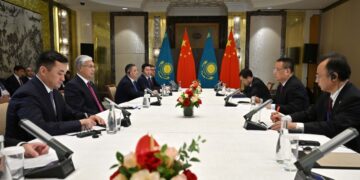 Искусственный интеллект и зеленая энергетика — о чем договорился Токаев в Китае